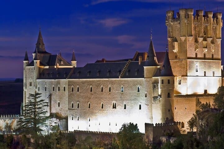 Alcázar de Segovia Entry: Palace, Tower & Museum Experience photo 4