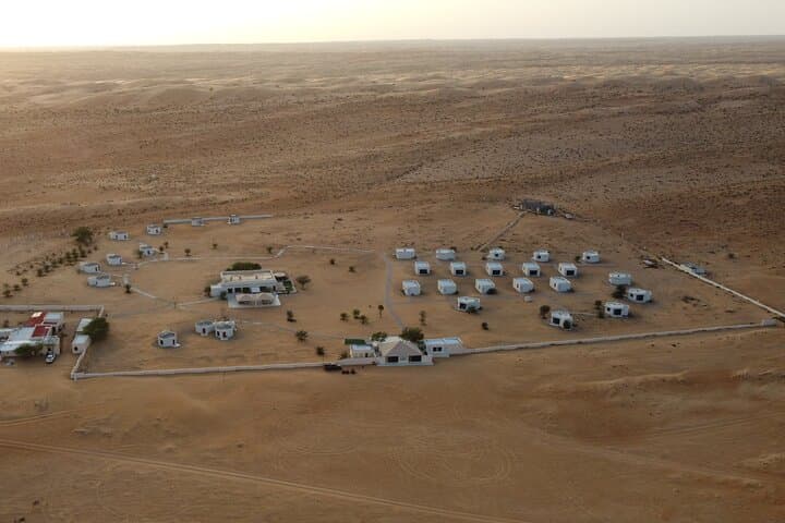 Oman Desert Overnight: Wahiba Sands, Wadi Bani Khalid, Wadi Shab and Sinkhole Camp Tour