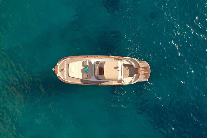 Private Capri Boat Tour: Blue Grotto, Snorkeling & Capri City Visit photo 2