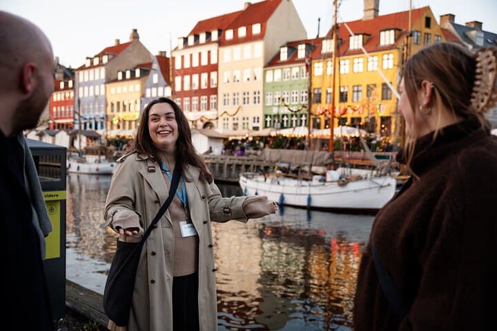 Copenhagen Highlights: Small-Group Walking Tour of Nyhavn, Little Mermaid & Royal Sights