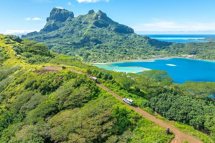 Bora-Bora Snorkel and 4x4 Safari: Lagoon Life to Mount Popoti in One Day photo 4