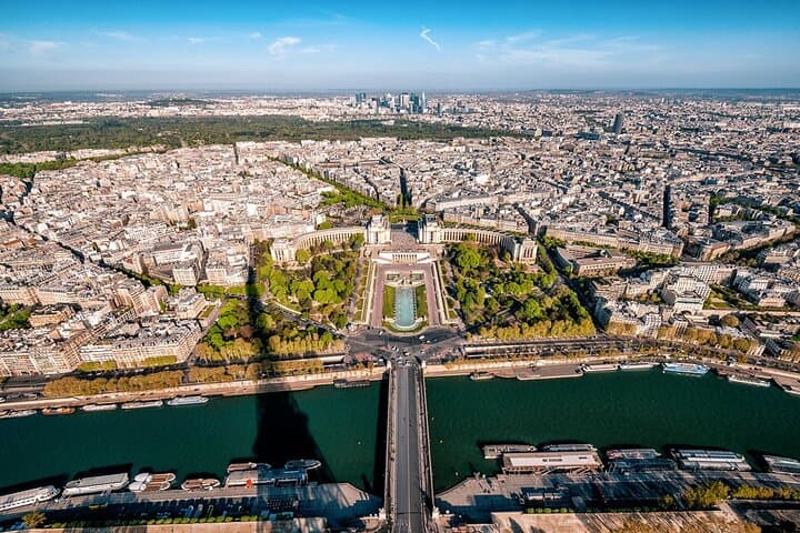 Eiffel Tower Elevator Tour: 2nd-Floor to Summit Access in Paris photo 2