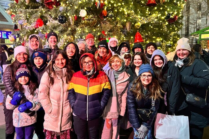 New York Christmas Holiday Lights Walking Tour — Rockefeller Tree, Macy's Windows & Bryant Park photo 4