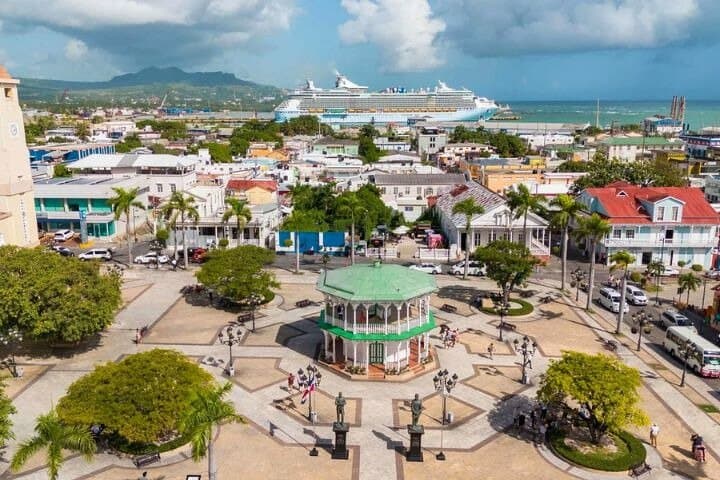 Taino Bay Walking Tour: 2-Hour Cultural Stroll Through Puerto Plata