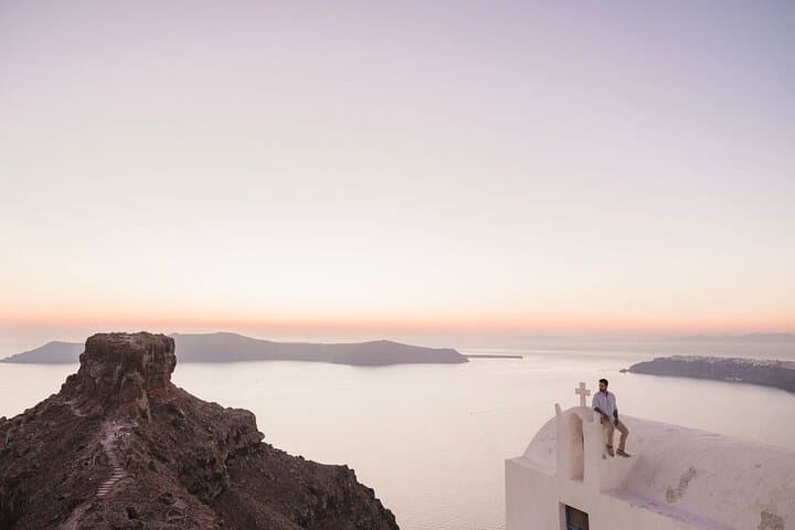 Discover Santorini: Romance and Wine on a Two-Day Adventure