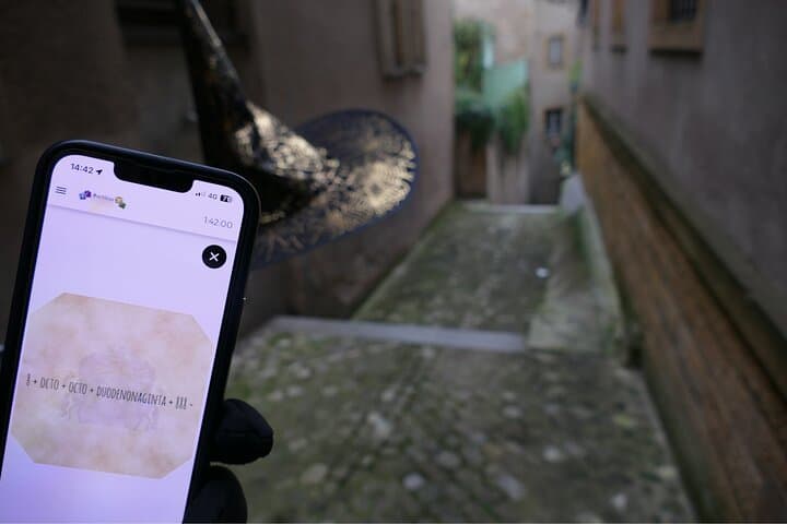 Curse of the Doomed Passage: Outdoor Escape Game in Amsterdam's Historic Center photo 4