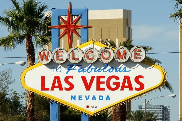 Get Married in Vegas: Quick Elopement Officiant & Scenic Ceremony Options photo 2