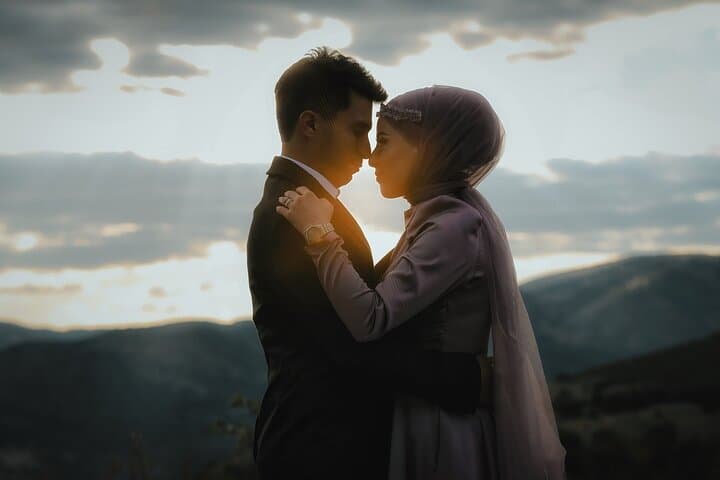Get Married in Vegas: Quick Elopement Officiant & Scenic Ceremony Options photo 3