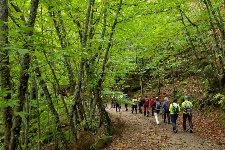 Hike Between Waterfalls in Serra da Estrela: Manteigas Walk to Poço do Inferno photo 3