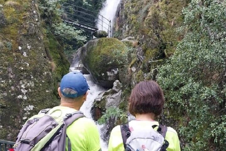 Hike Between Waterfalls in Serra da Estrela: Manteigas Walk to Poço do Inferno photo 4