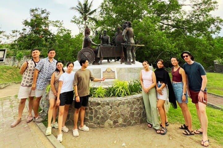 Full-Day Bohol Countryside Tour from Cebu — Chocolate Hills, Tarsiers & Loboc River Cruise photo 5