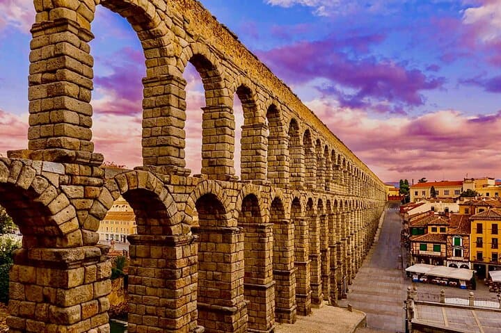 Segovia and Pedraza Day Tour from Madrid — Roman Aqueduct, Alcázar & Medieval Pedraza photo 2