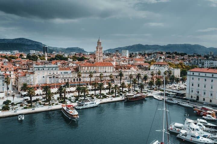 Explore Croatia Your Way: Private Transfer from Zagreb to Split with Custom Stops