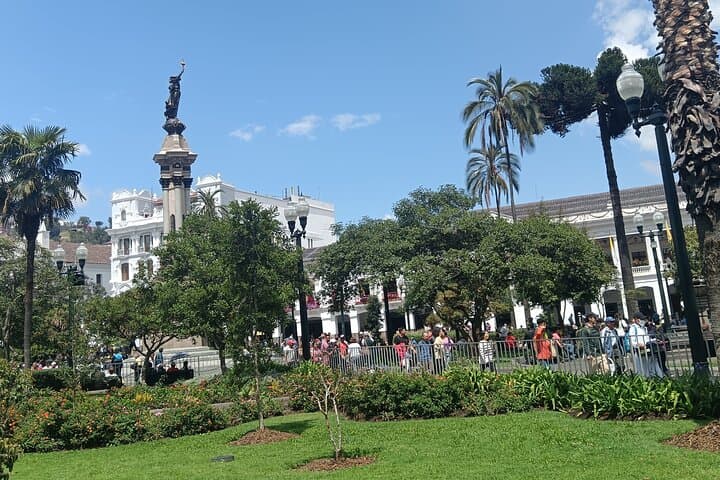 Half the World & Quito Colonial Tour: Equator Line and Historic Old Town in One Day photo 4