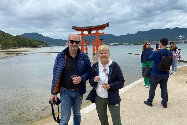 One-Day Private Hiroshima & Miyajima Tour — Peace Park, Itsukushima Shrine, and Local Eats