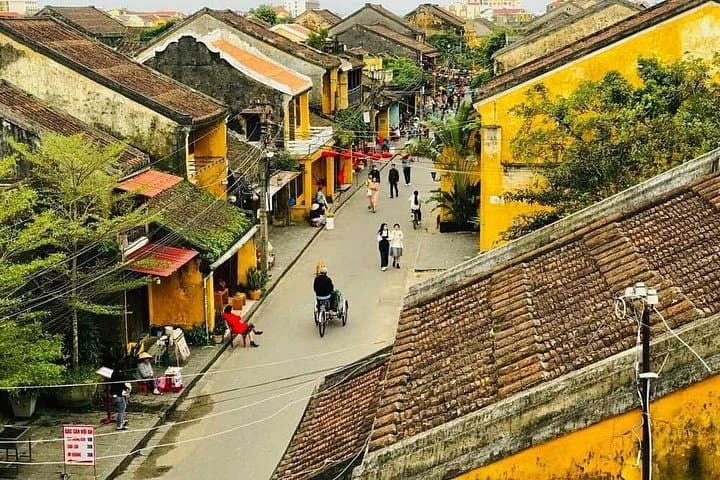 Chan May Port to Hoi An Private Shore Excursion: Hai Van Pass, Marble Mountains & Ancient Town photo 3