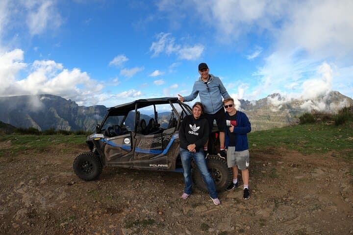 Private Premium Buggy Tour to Cabo Girão Skywalk, Eucalyptus Trails & Trompica Summit