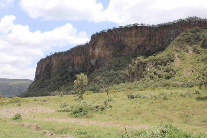 Hell's Gate & Crescent Island Day Tour from Nairobi: Biking, Boat Ride & Walking Safari photo 2