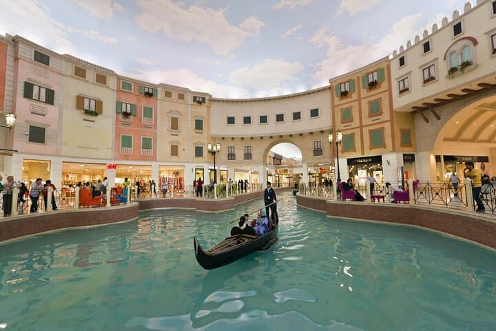 Doha Guided City Tour with Villaggio Mall Gondola Ride: Corniche, Souq Waqif & Port Box Park photo 2