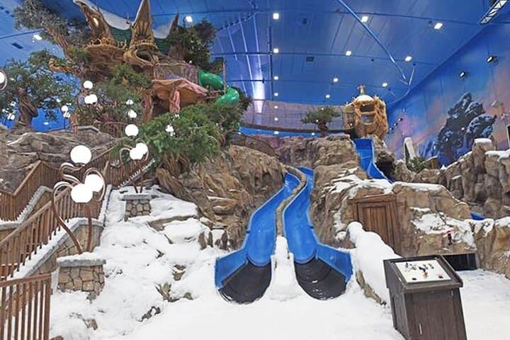Snow Abu Dhabi: Indoor Winter Park Experience in the UAE Capital photo 4