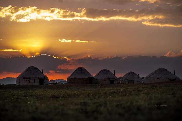 Osh to Song Kol and Issyk-Kul: 7-Day Yurt-Camp Overland Adventure