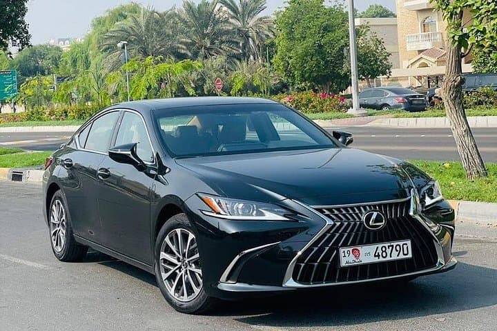 Abu Dhabi Private Airport Transfer — Door-to-Door Comfort and Reliability photo 1