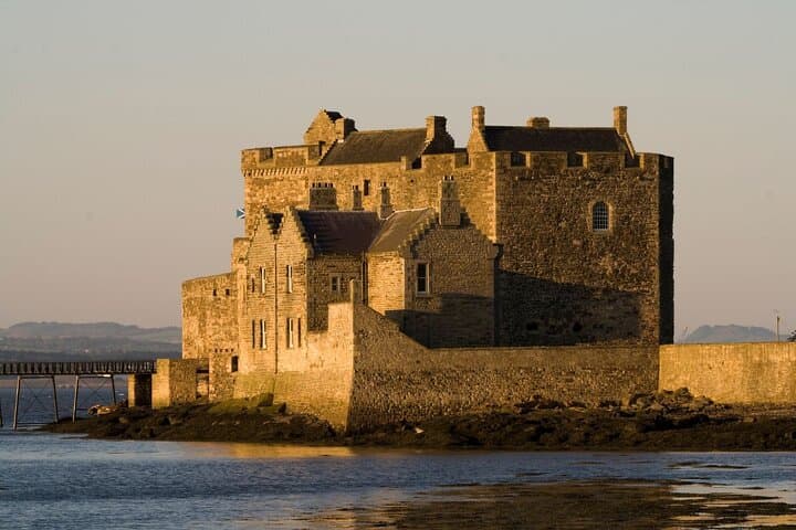 Outlander Castles Day Tour from Edinburgh - Blackness, Culross & Midhope