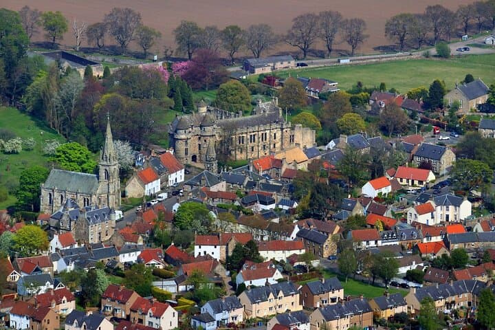 Outlander Castles Day Tour from Edinburgh - Blackness, Culross & Midhope photo 5