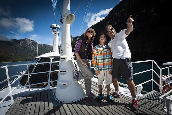 Peulla Full-Day from Puerto Montt: Lake Todos los Santos Boat Crossing and Saltos del Petrohué photo 6