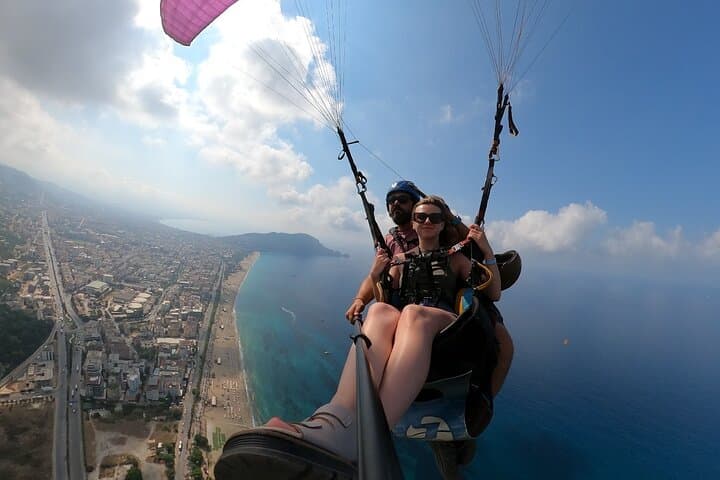 Alanya Paragliding: Tandem Flights Over Cleopatra Beach