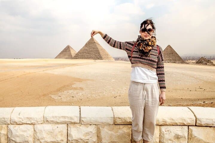 Hurghada to Cairo VIP Day Trip — Pyramids, Sphinx & Egyptian Museum photo 5