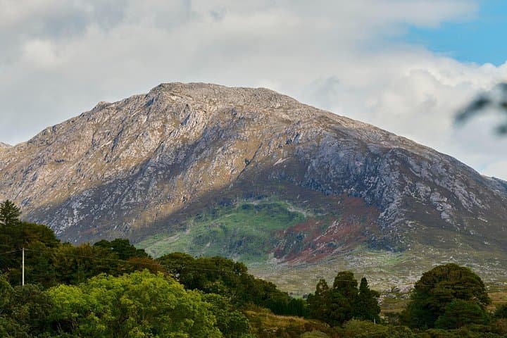 Connemara Day Tour from Galway: Kylemore Abbey, Diamond Hill & Sheepdog Demo photo 1
