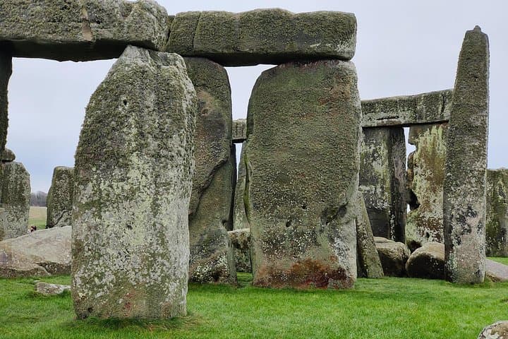 Stonehenge to Avebury Mystical Driving Tour – Private Wiltshire Day Trip photo 2
