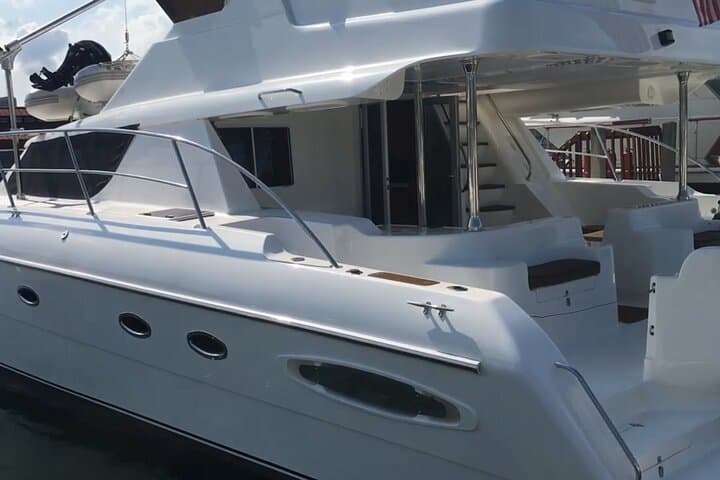 Experience a Luxury Sunset Cruise in Fort Myers and Naples, Florida photo 3