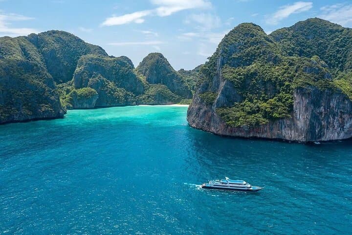Phi Phi Islands Sunset Tour: Snorkel, Swim & Maya Bay Highlights photo 3