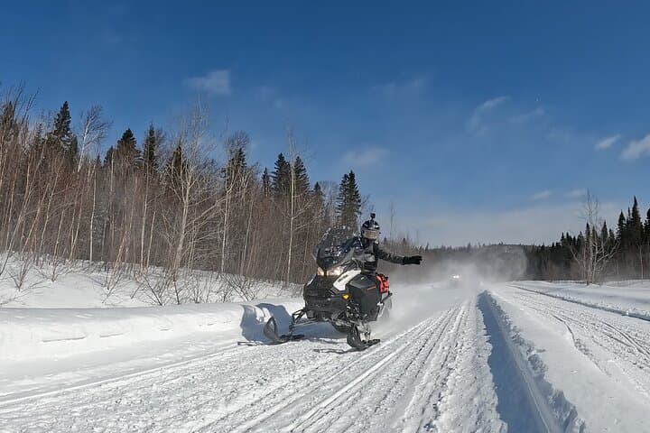 Guided Snowmobile Tours in the Upper Laurentians — Mont-Tremblant 2-Hour Ride