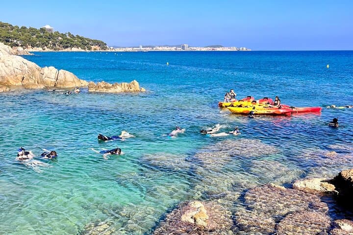 Morning Kayak and Snorkel in Platja d'Aro: Calm Waters at 8am photo 4