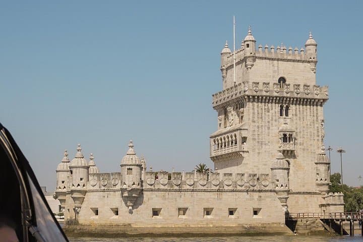 Lisbon 2-Hour Sunset Sailing Cruise with Wine on the Tagus