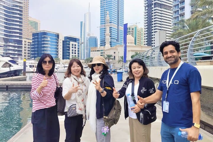 Dubai Dhow Cruise Dinner: Nighttime Skyline Cruise with Buffet & Transfers photo 6