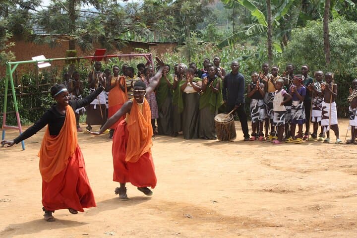 Join a Traditional Rwandan Dance Workshop in Kigali photo 6