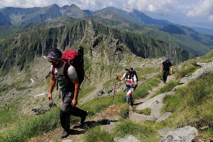 3-Day Hike in the Făgăraș Mountains: Negoiu Cabin Trek in the Transylvanian Alps