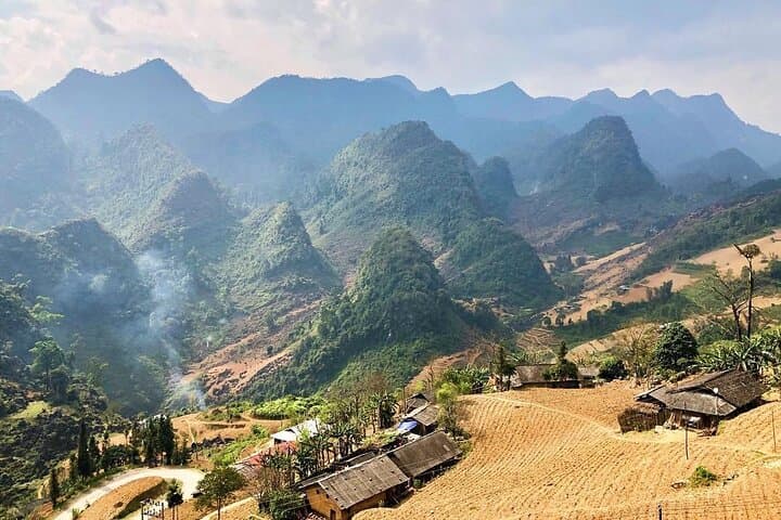 Ha Giang 3-Day Loop: Ma Pi Leng Pass, Sky Path & Nho Que River photo 2