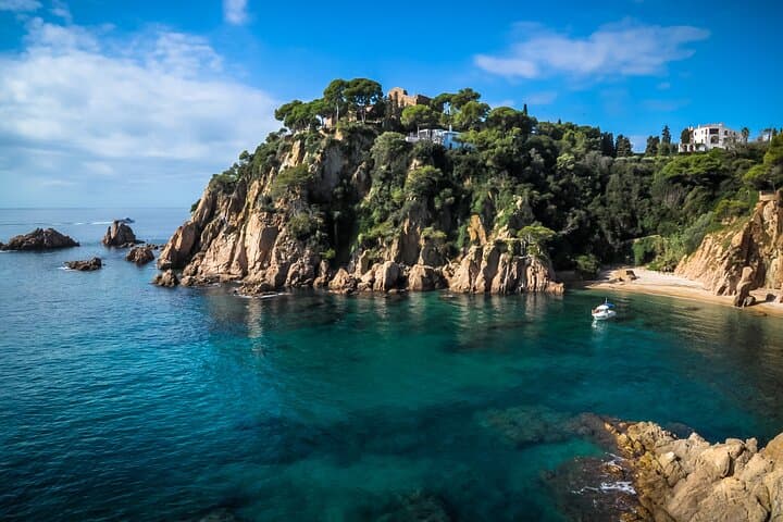 Costa Brava Private Day Trip from Barcelona: Blanes, Marimurtra & Tossa de Mar
