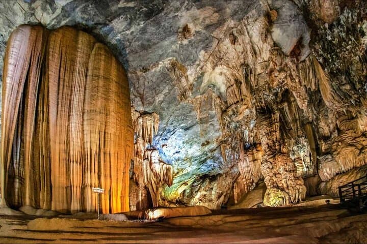 Hue to Paradise Cave: Private Full-Day Tour from Hue to Phong Nha's Limestone Caves photo 4