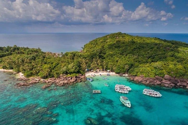 Northern Phu Quoc Day Tour: Starfish Beach, Rach Vem & Ganh Dau Explorer photo 2