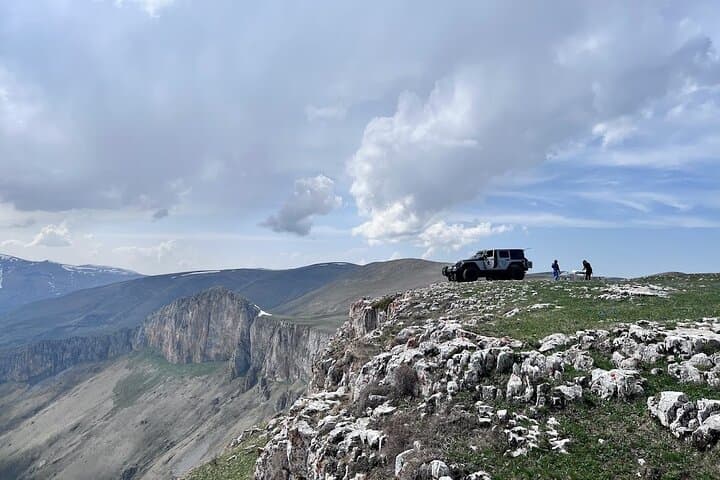 Dimats Mountain Jeep Adventure: Sevan Shore, Off-Road Thrills & Haghartsin Monastery photo 5