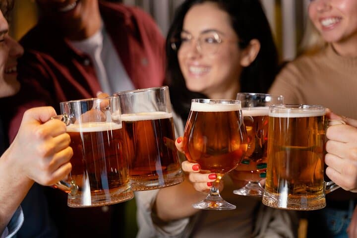 Madrid Silent Party: Headphone Pub Crawl & Night Walk from Puerta del Sol photo 6