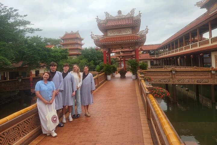 Da Nang Buddhist Tour: Private Pagoda Visits, Marble Mountain & Lady Buddha Excursion