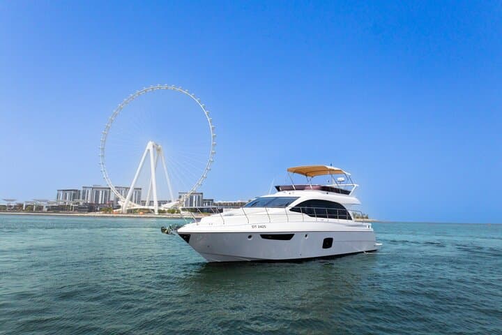Dubai Luxury Yacht Rental — Private 52ft Charter Along the Skyline