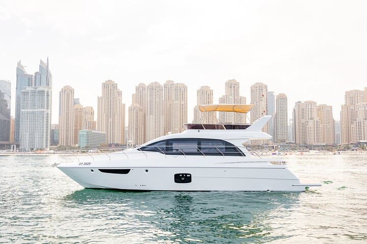 Dubai Luxury Yacht Rental — Private 52ft Charter Along the Skyline photo 2